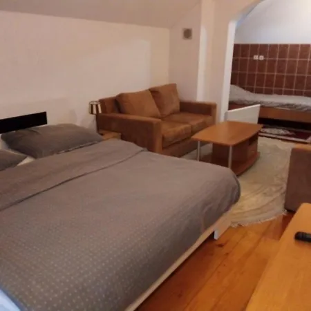 House Afan * Hadžići
